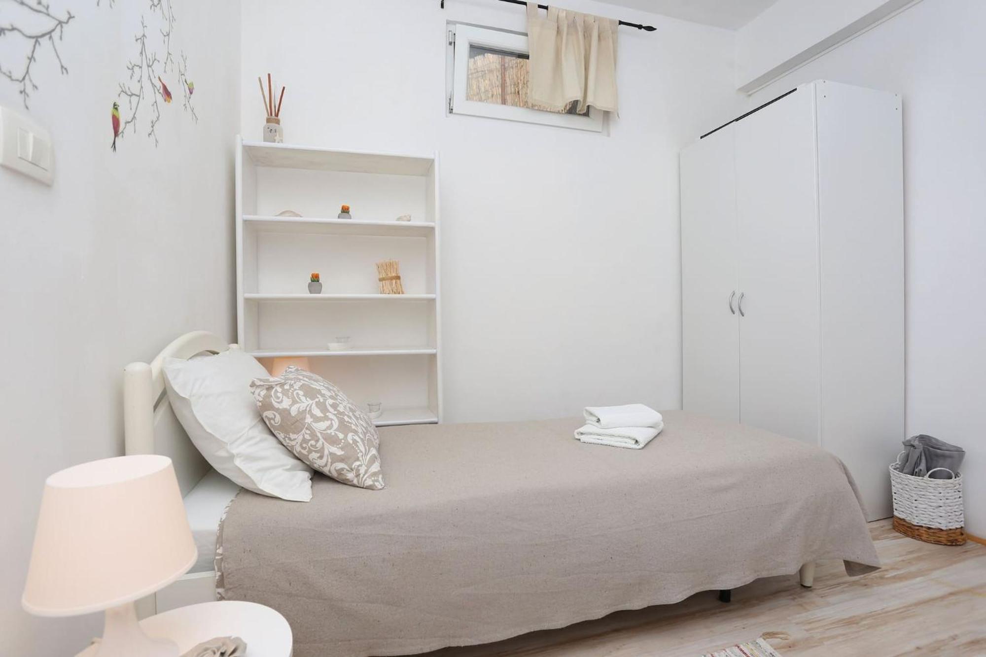 Holiday Home Deborah With Private Pool ラビン エクステリア 写真