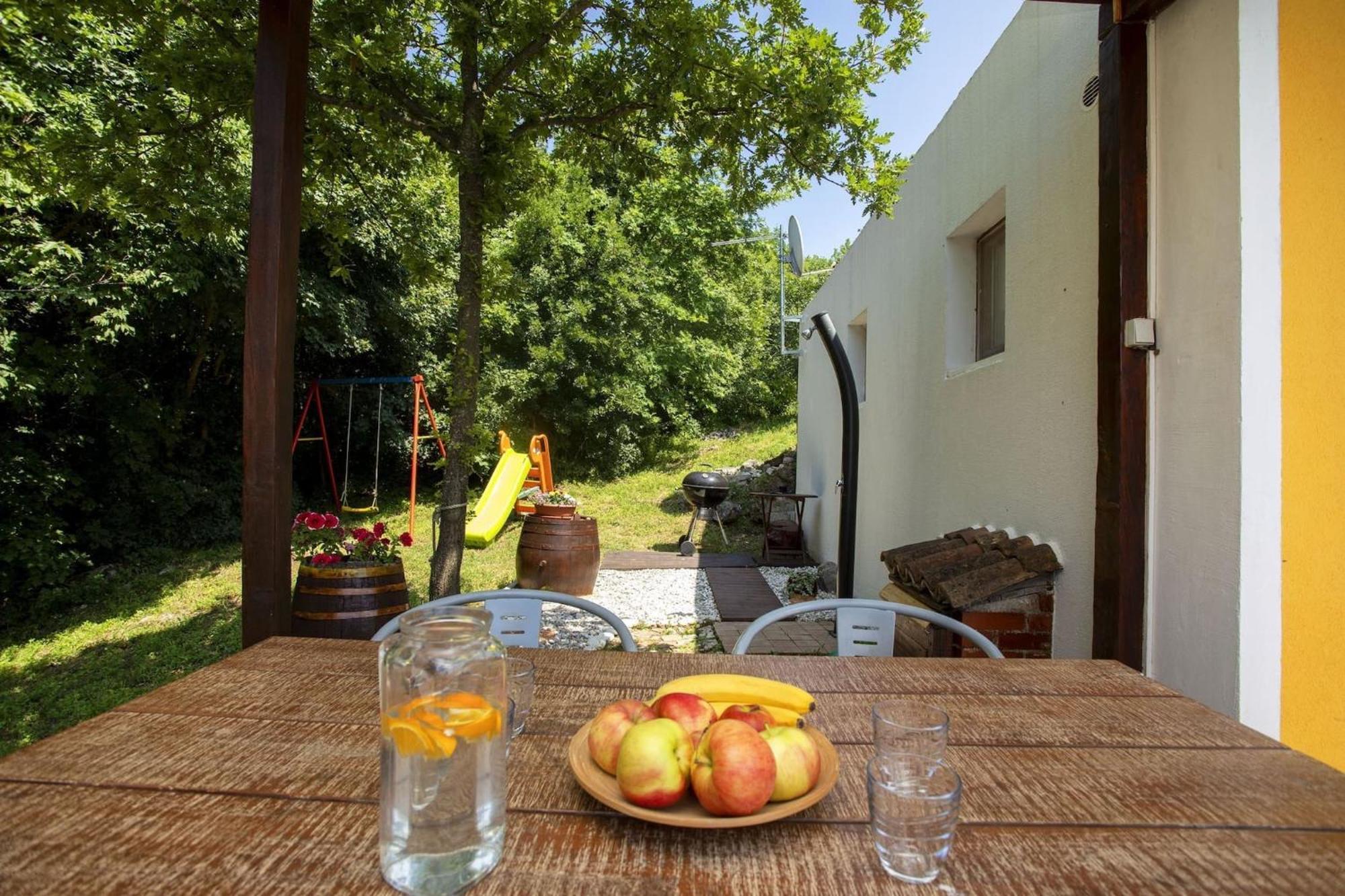 Holiday Home Deborah With Private Pool ラビン エクステリア 写真